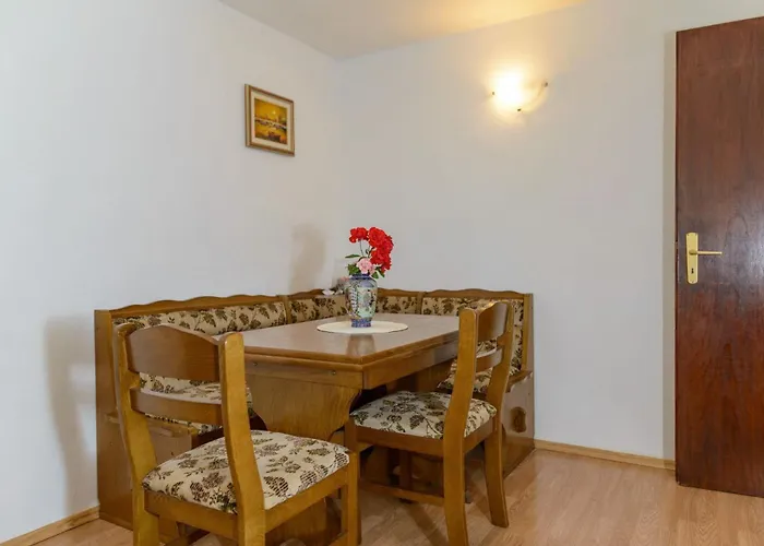 Vesna Appartamento Traù