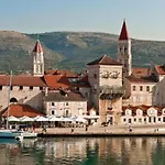 Vesna Trogir