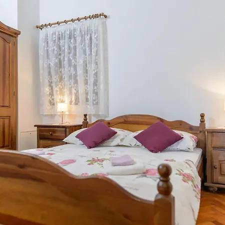 شقة Vesna تروغير